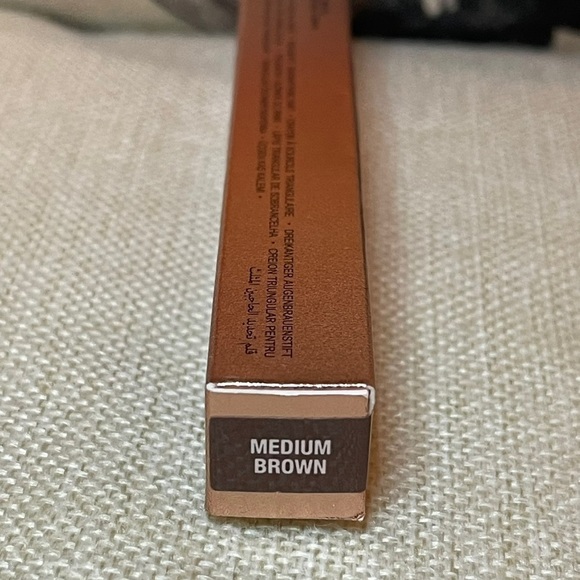Anastasia Beverly Hills Brow Definer | Medium Brown - Picture 2 of 8